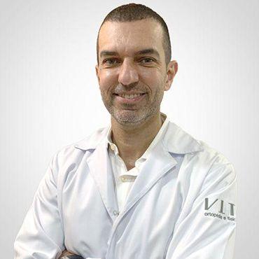 Ortopedista-Andre-Donato-Baptista (1).jpg