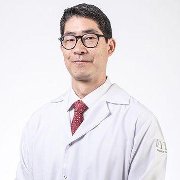 Ortopedista-Joao-Nakamoto.jpg