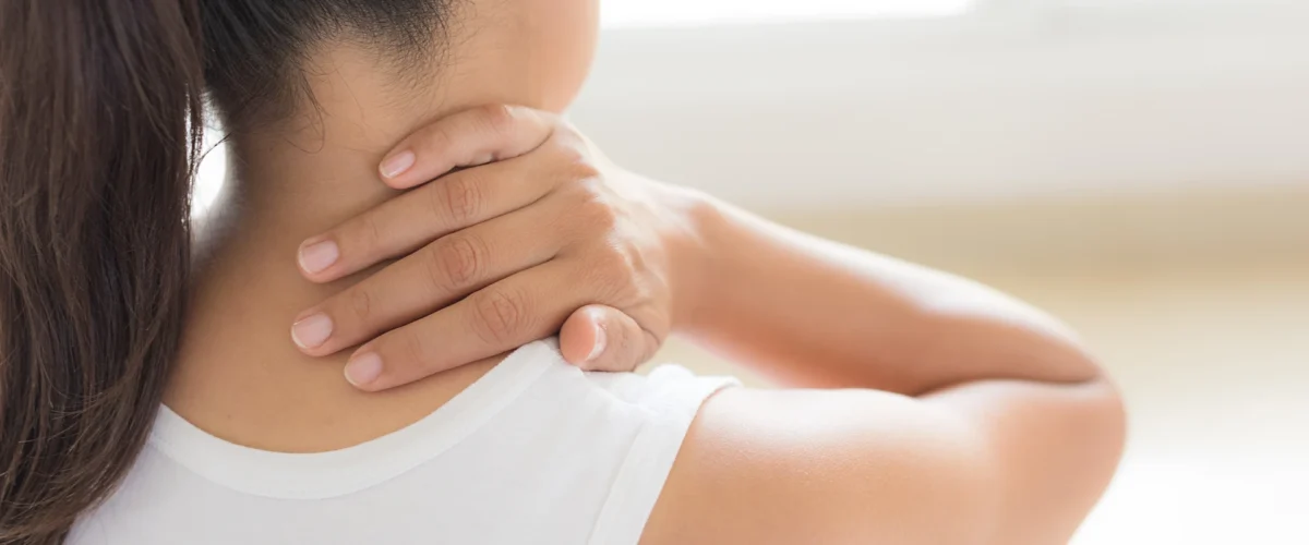 Mitos e verdades sobre dores no pescoço